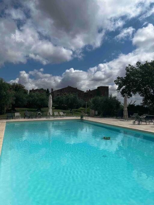 Medieval Tower In Umbria With Swimming Pool Montelagello المظهر الخارجي الصورة