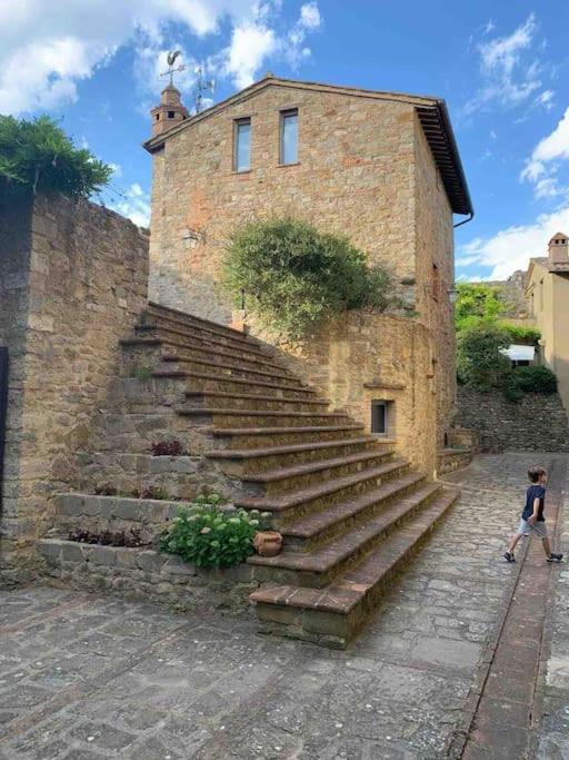 Medieval Tower In Umbria With Swimming Pool Montelagello المظهر الخارجي الصورة